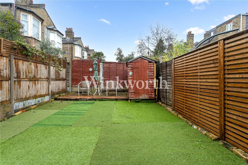 Kirkstall Avenue, London, N17