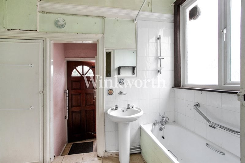 Burford Gardens, London, N13