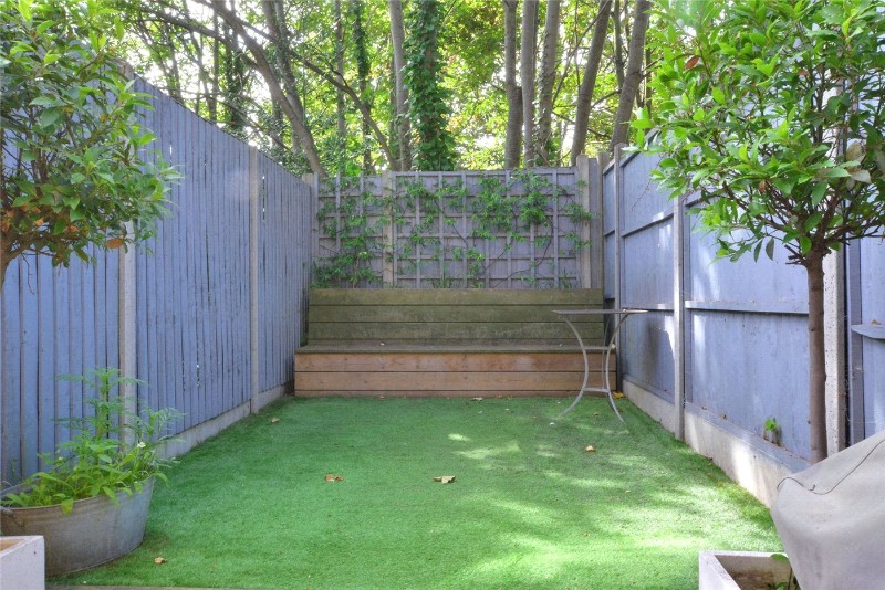 Holly Bush Row, Dermody Road, Hither Green, London, SE13