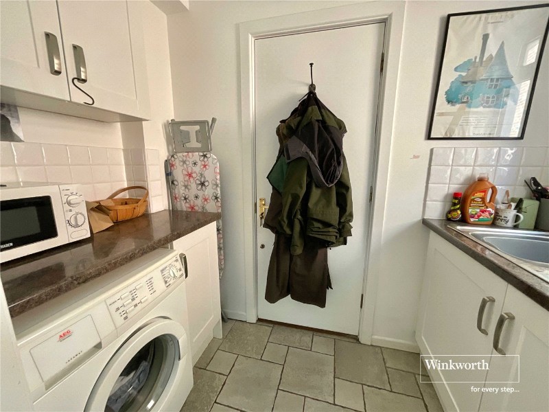 Shelley Close, Highcliffe, Dorset, BH23