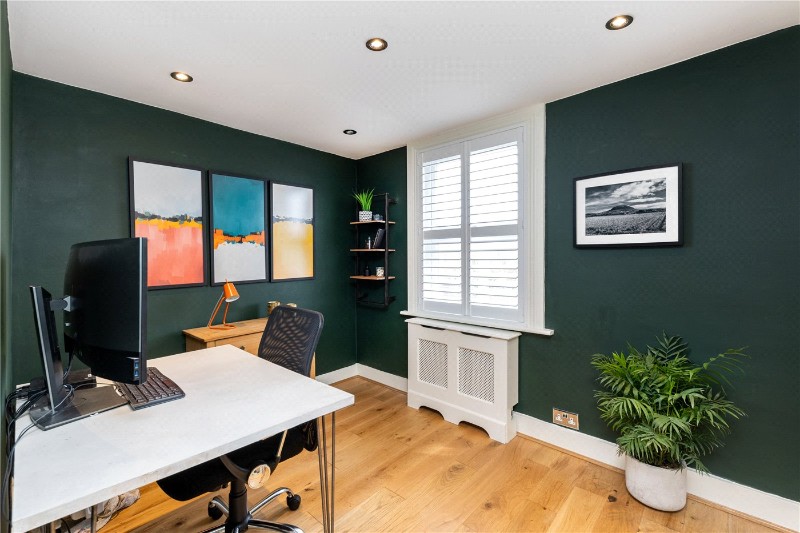 Oakhill Road, London, SW15