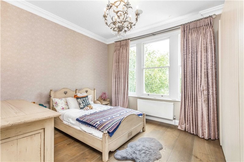 Castelnau, London, SW13