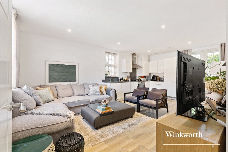 Collison Avenue, Barnet, EN5