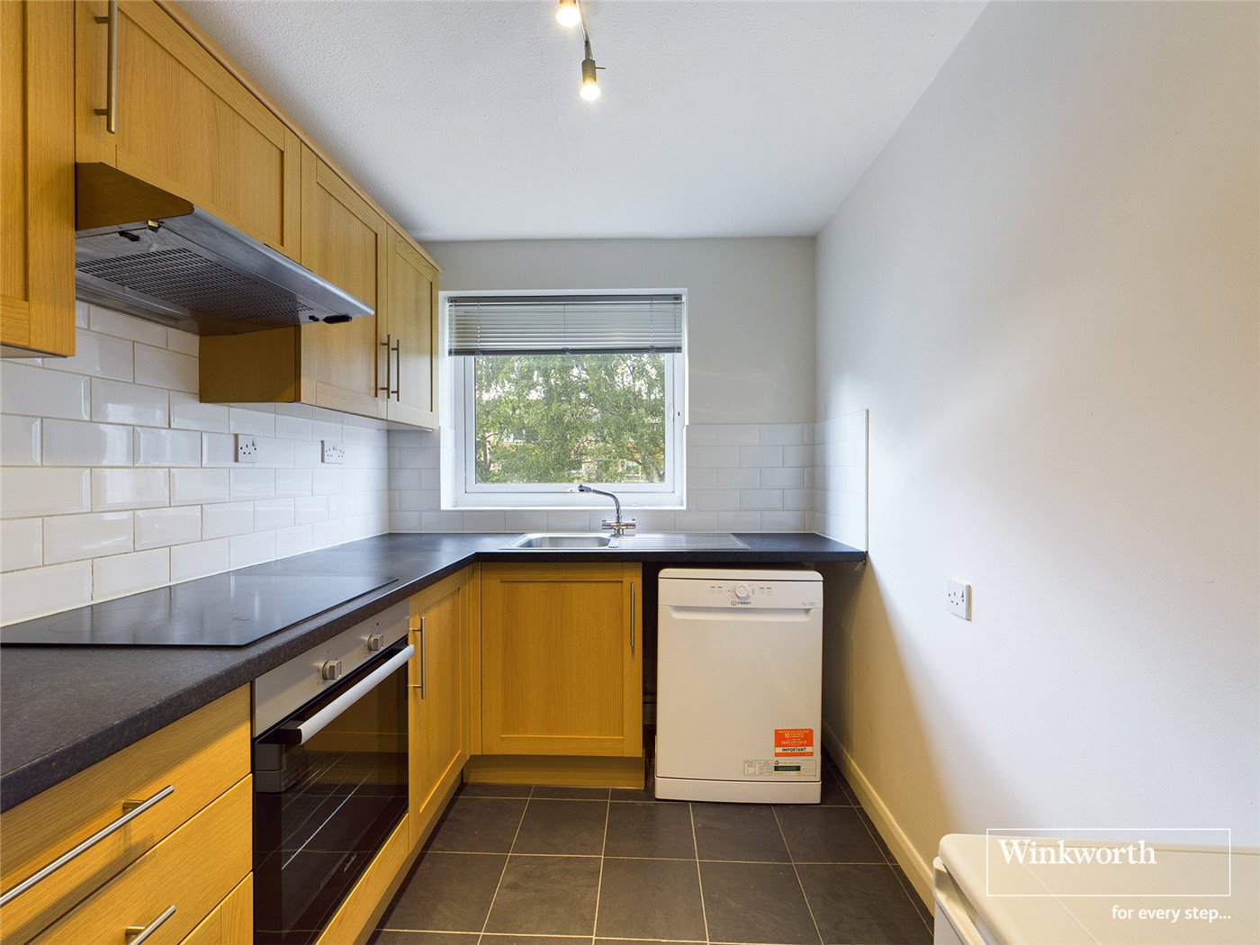 Lima Court, Bath Road, Reading, Berkshire, RG1