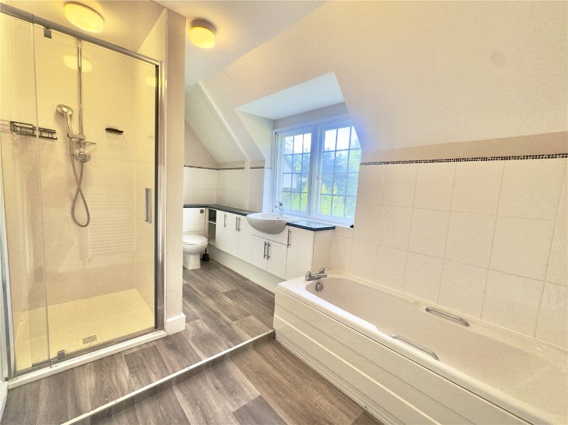 Manor Road, Milford On Sea, Lymington, Hampshire, SO41