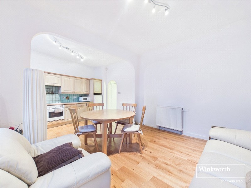 Westchester Drive, Hendon, NW4