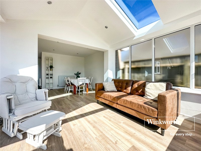 Oakhurst Lane, West Moors, Ferndown, Dorset, BH22