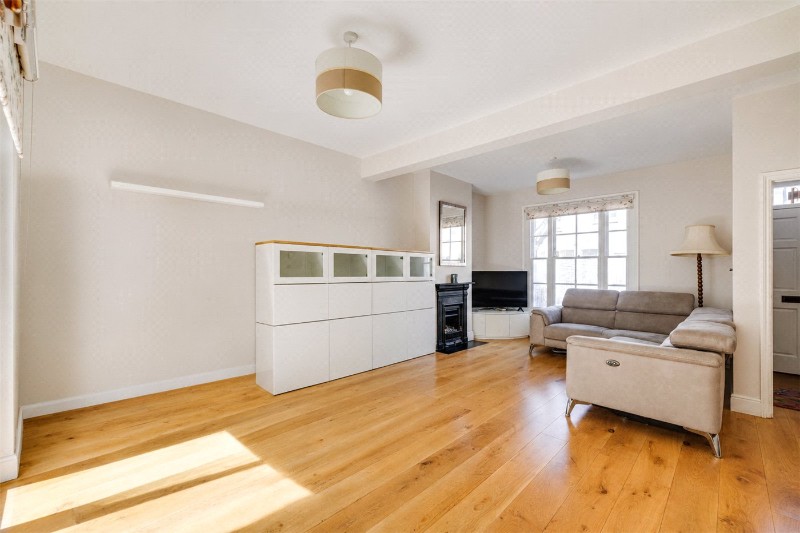 Orbain Road, London, SW6