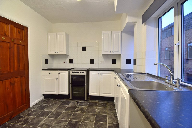 Hook Parade, Station Road, Hook, RG27