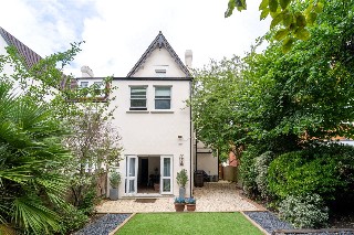 Valley Road, London, SW16