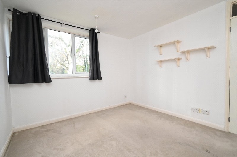 Kennet Close, Riverdene, Basingstoke, Hampshire, RG21