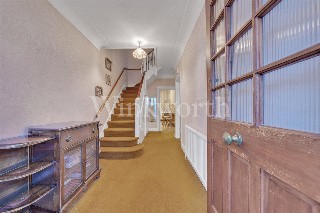 Montpelier Rise, London, NW11