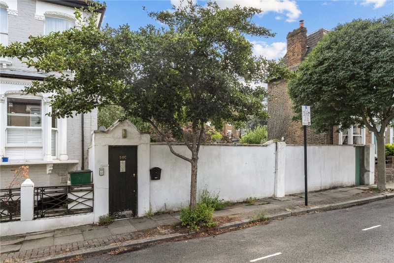 Elfort Road, London, N5