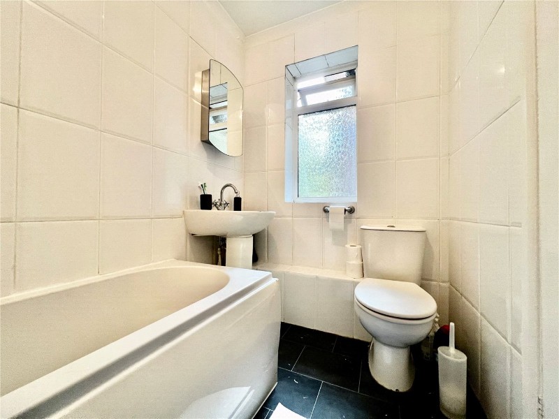 Dean Park Road, Bournemouth, BH1