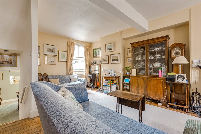 Woodlawn Road, London, SW6