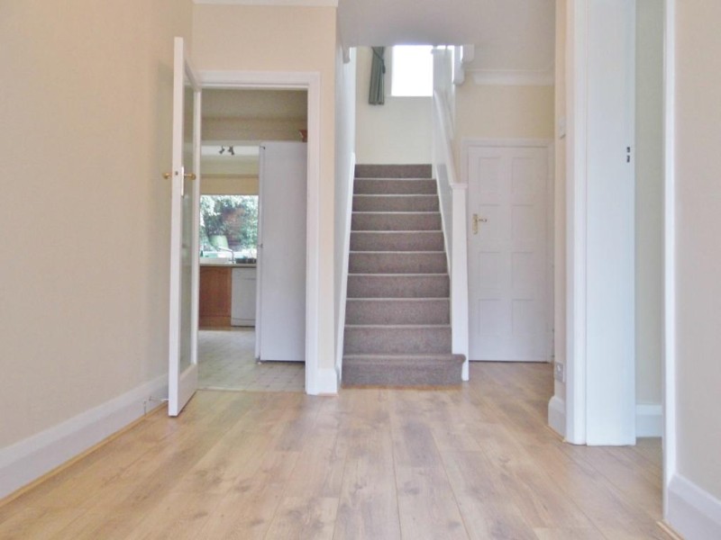 North Crescent, Finchley, London, N3