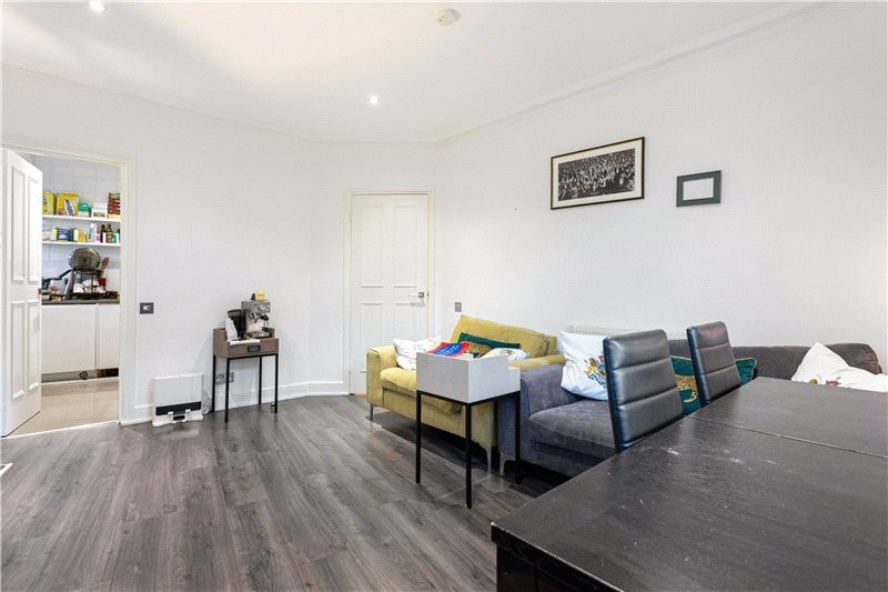 Gloucester Road, London, SW7