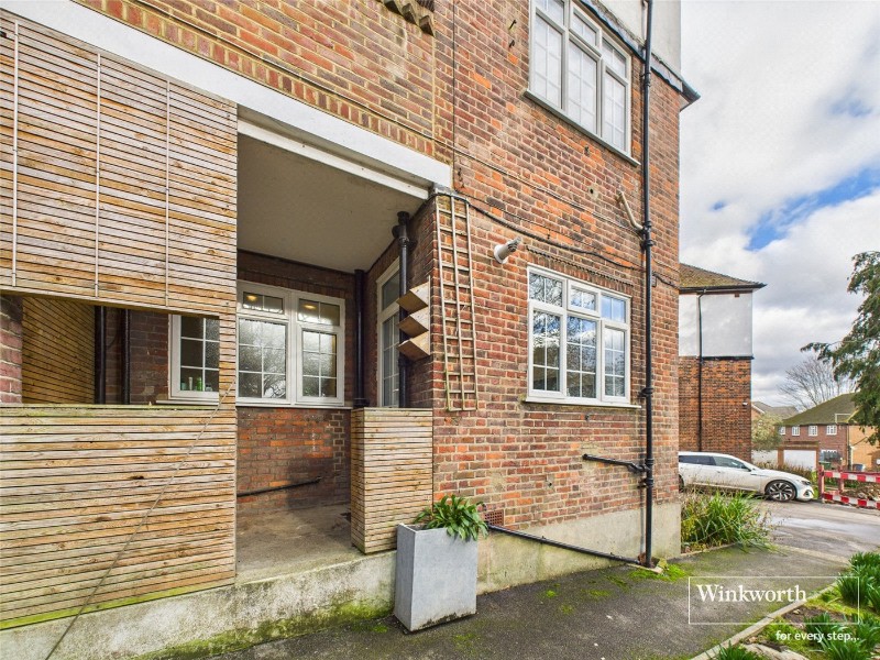 Holders Hill Road, London, NW4