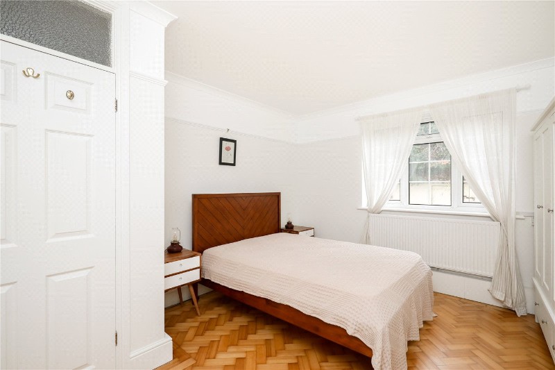 Twyford Avenue, London, W3