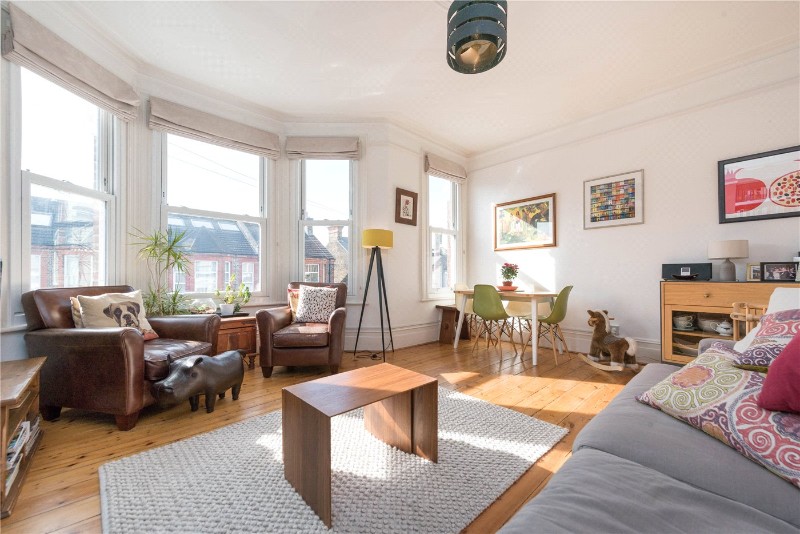 Bathurst Gardens, London, NW10