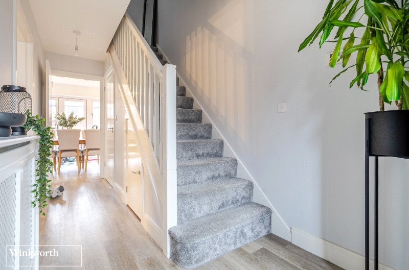 Saunders Way, Basingstoke, Hampshire, RG23