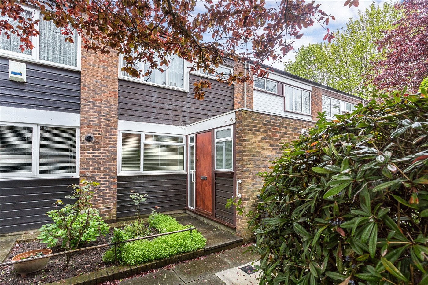 2 bedroom property for sale in Amberley Grove, London, SE26 £425,000