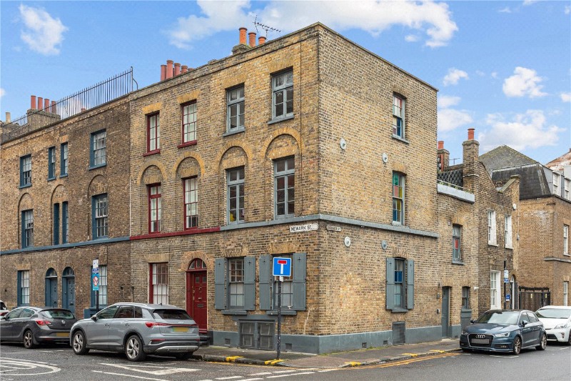 Newark Street, London, E1