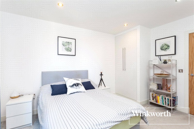 Regents Park Road, Finchley, London, N3