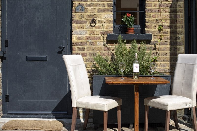 Westminster Bridge Road, London, SE1