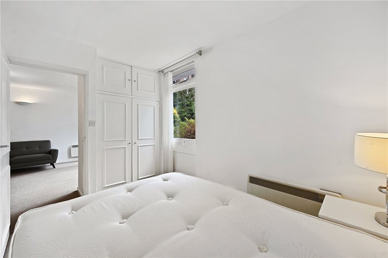 Linden Gardens, London, W2
