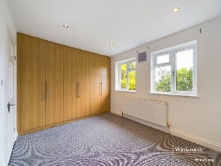 Slough Lane, Kingsbury, London, NW9