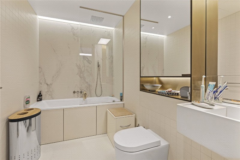 Gassholders, Lewis Cubitt Square, London, N1
