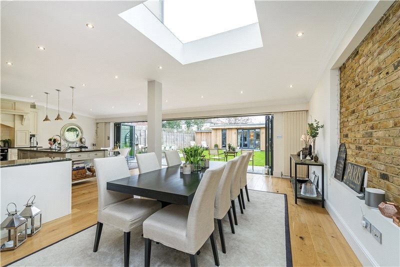Lonsdale Road, Barnes, London, SW13