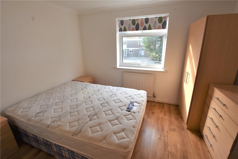 Waterside Close, London, SE16