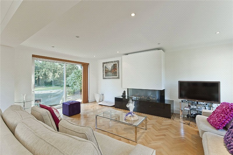 The Paddocks, Weybridge, KT13