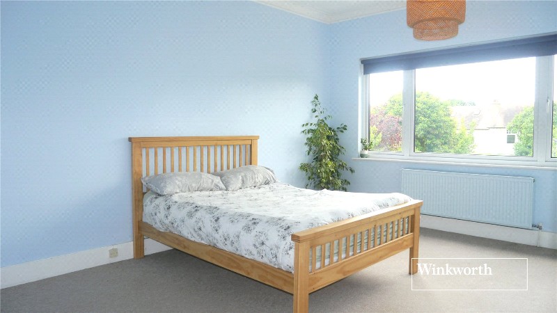 Bedford Avenue, High Barnet, EN5