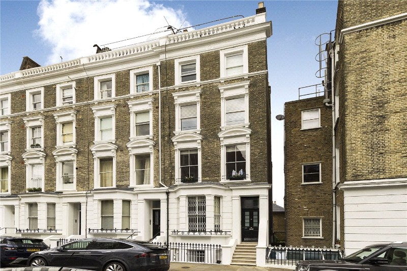 Campden Hill Gardens, London, W8