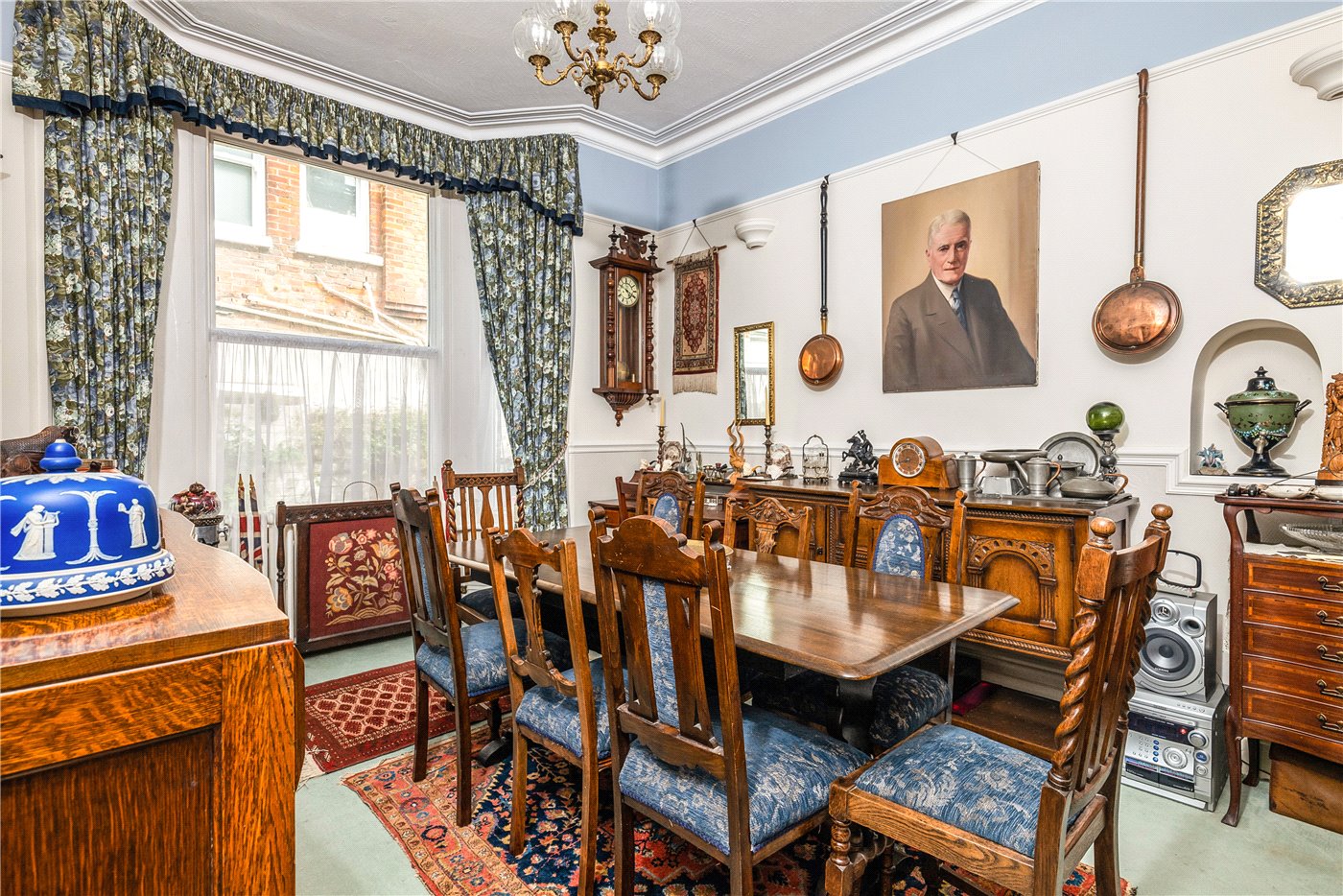Breakfast Room