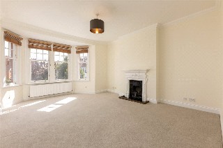 Holmbush Road, London, SW15