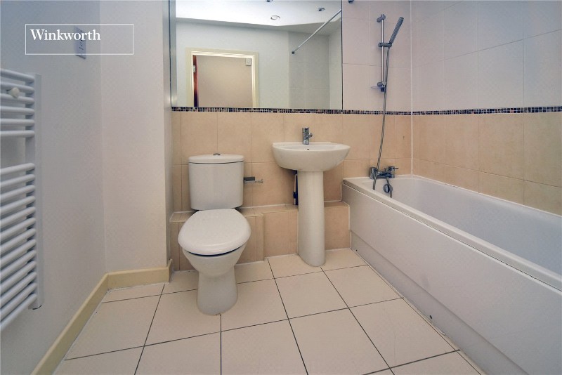 Overton Road, Sutton, SM2