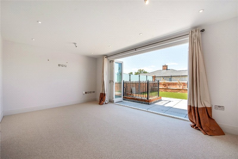 Elizabeth Place, Winchester, Hampshire, SO22