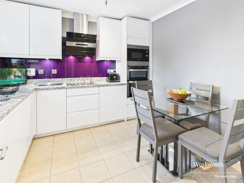 Ludlow Close, Newbury, Berkshire, RG14