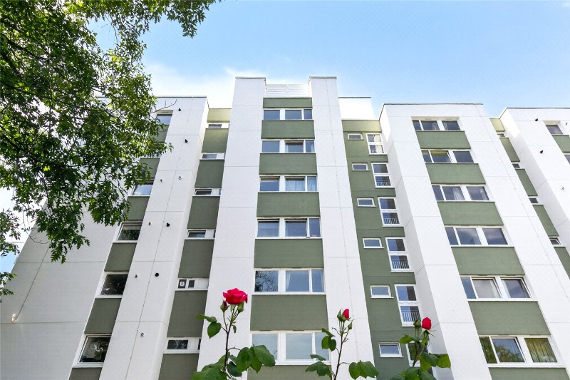 Manor Court, Weybridge, Surrey, KT13