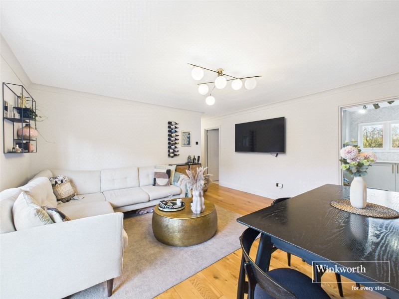 Holders Hill Road, London, NW4