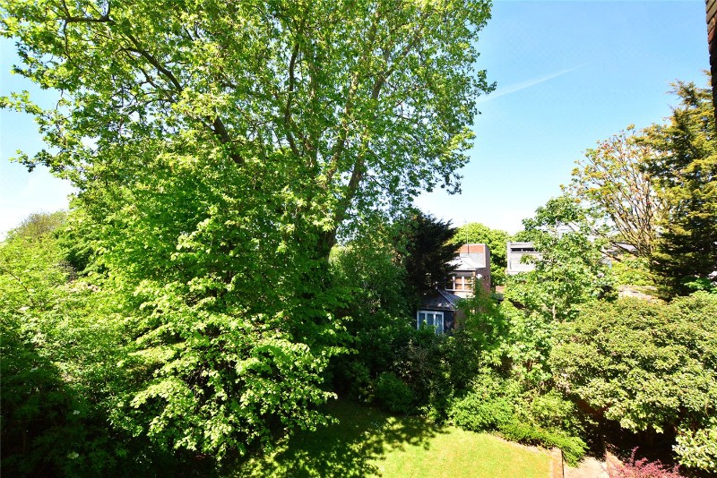 St Johns Park, London, SE3