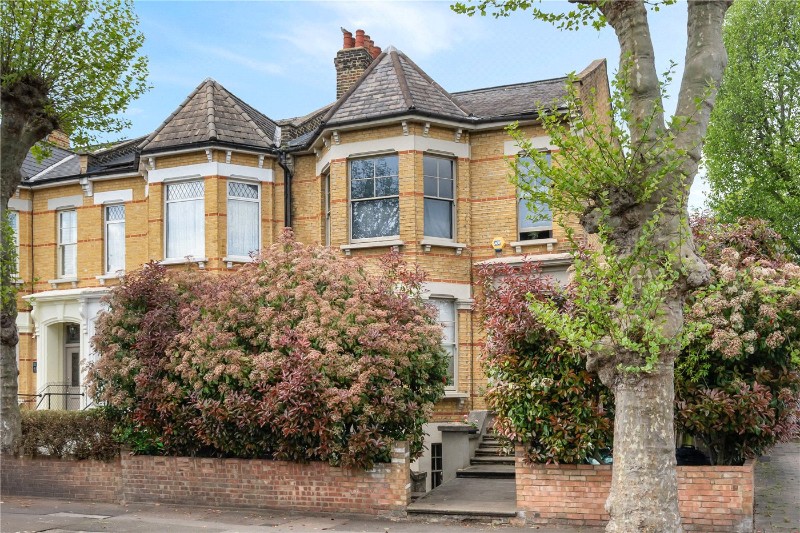 Mildenhall Road, London, E5