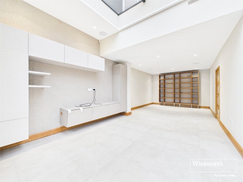 Shirehall Park, Hendon, NW4