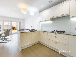 Maine Street, Reading, Berkshire, RG2