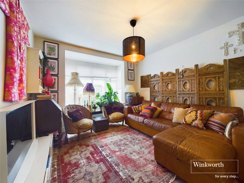 Queensbury Road, Kingsbury, London, NW9