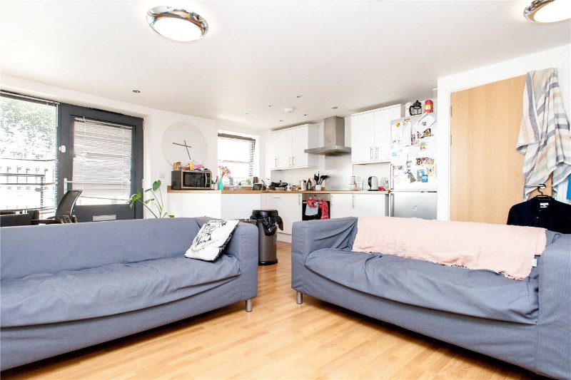 Theven Street, LonLon, E1